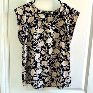 Express Floral Print Women's Blouse - Black and Cream